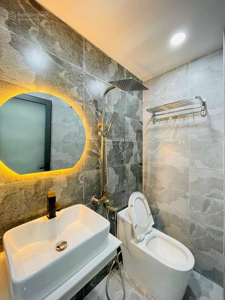 Bán gấp căn nhà đang cho thuê giá 21 triệu/tháng ở ngay chợ bờ ngựa, đường hưng nhơn