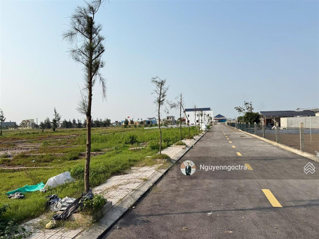 Cần bán gấp đất ven biển quất lâm 100m2 chỉ hơn 1.x tỷ.  0923 936 ***