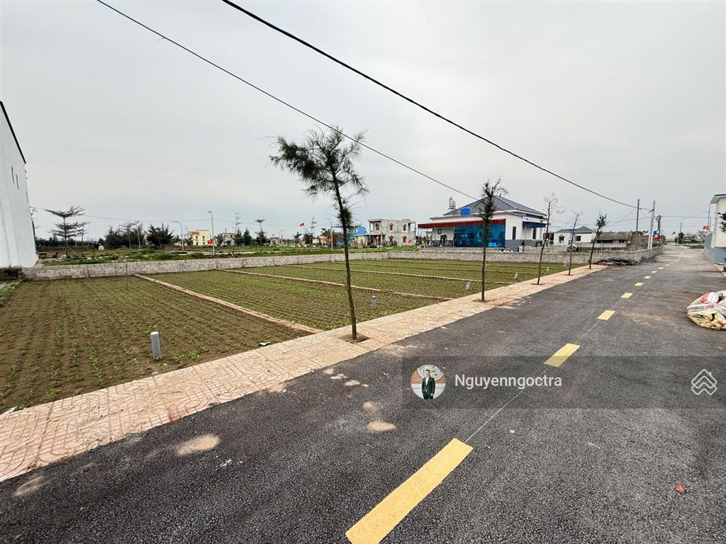 Cần bán gấp đất ven biển quất lâm 100m2 chỉ hơn 1.x tỷ.  0923 936 ***