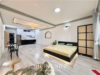 Cho thuê căn hộ siêu rộng  có ban công thoáng mát ngay mặt tiền nguyễn thí thanh quận 5