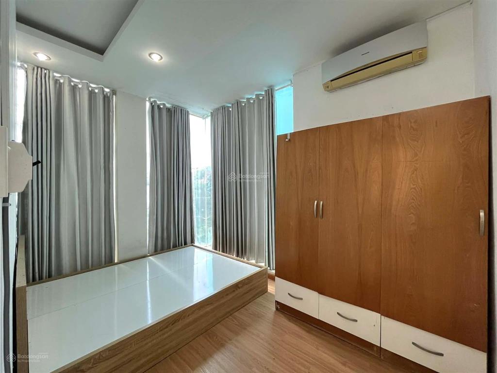 Căn hộ 1 phòng ngủ 40m2 có ban công thoáng ngay kế chung cư topaz  siêu thị parc mall quận 8