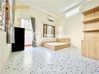 Phòng ban công full nội thất rộng 30m2 lê văn duyệt gần chợ bà chiểu, cầu bông giáp q1 ở bình thạnh