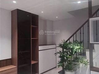 Nhà đẹp ngõ phố cửa bắc 22m 5 tầng mt 4.3m 6.5 tỷ
trung tâm ba đình full nội thất ở ngay