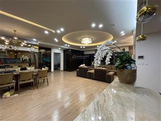 Chính chủ cần bán gấp căn hộ tại sky park 213,5m2 4pn, 4vs giá 32 tỷ sổ đỏ chính chủ, 0782 288 ***