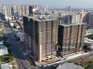 Chủ nhà cần bán nhanh căn 2 phòng ngủ 64m2 view trực diện hồ bơi, giá chỉ 4,28 tỷ bao thuế phí