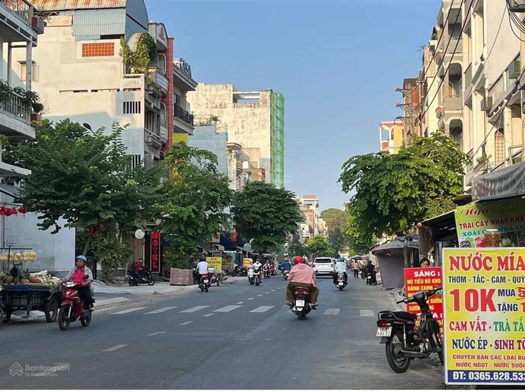 Chính chủ 30 năm gửi bán nhà mt trung tâm quận 11
