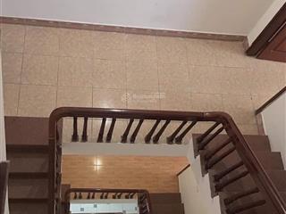 Hoàng quốc việtdt 70m2  phân lô ô tô tránh kinh doanh  1 nhà ra phố  vị trí đẹp  ô tô vào nhà