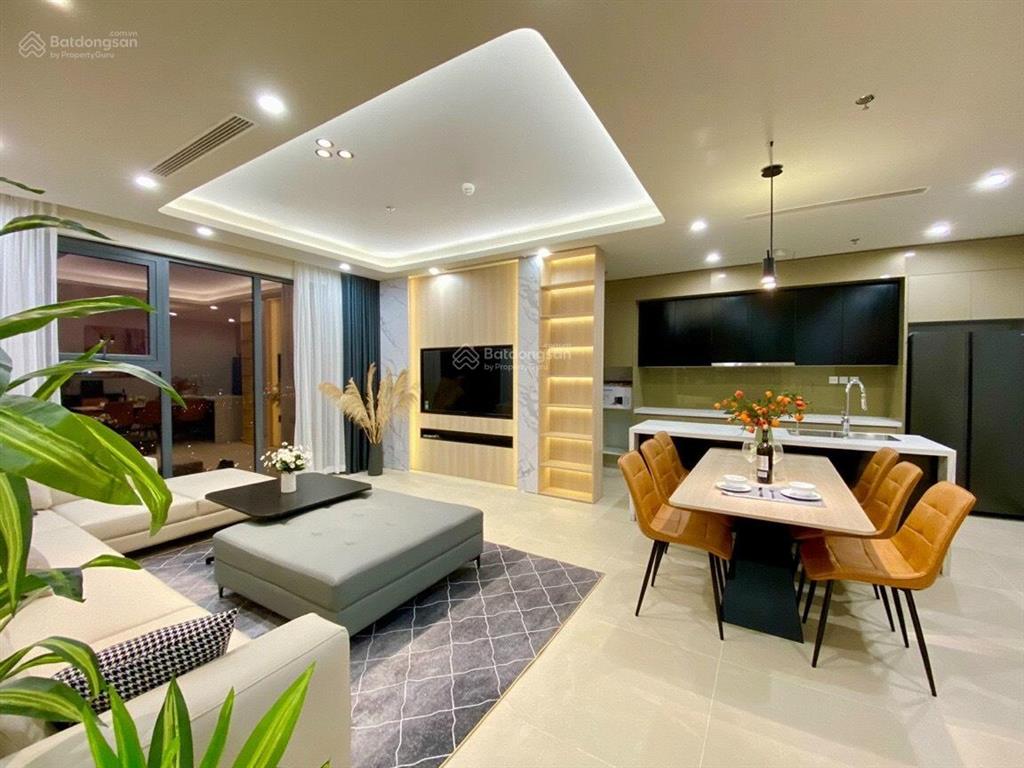Hiếm! cho thuê chung cư discovery  cầu giấy. 200m2  4 ngủ  đủ đồ đẹp  32 triệu. 0971 337 ***