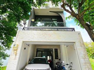 Đảo kim cương quận 9 dt 64m 3 tầng chỉ 4ty95