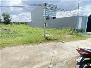 Bán 10 x 40 m thổ cư đường đan oto nền cao ráo diện, nước,trước đất kế bên đã cất nhà lầu