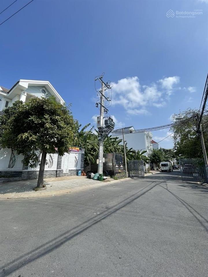 Sở hữu ngay nhà 5x20, mt đường 12m, lê văn lương, gần vivo city, chỉ 8.2 ty.