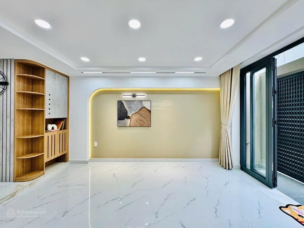 Nhà phố mới đẹp ở ngay , 95 m2, hxh huỳnh tấn phát, q.7, ngay phú mỹ hưng, chỉ 9.8 tỷ.