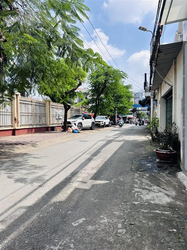 Sở hữu ngay nhà đẹp, mt đường 8m, lâm văn bền, q.7, 80m2, nhĩnh 8 tỷ.