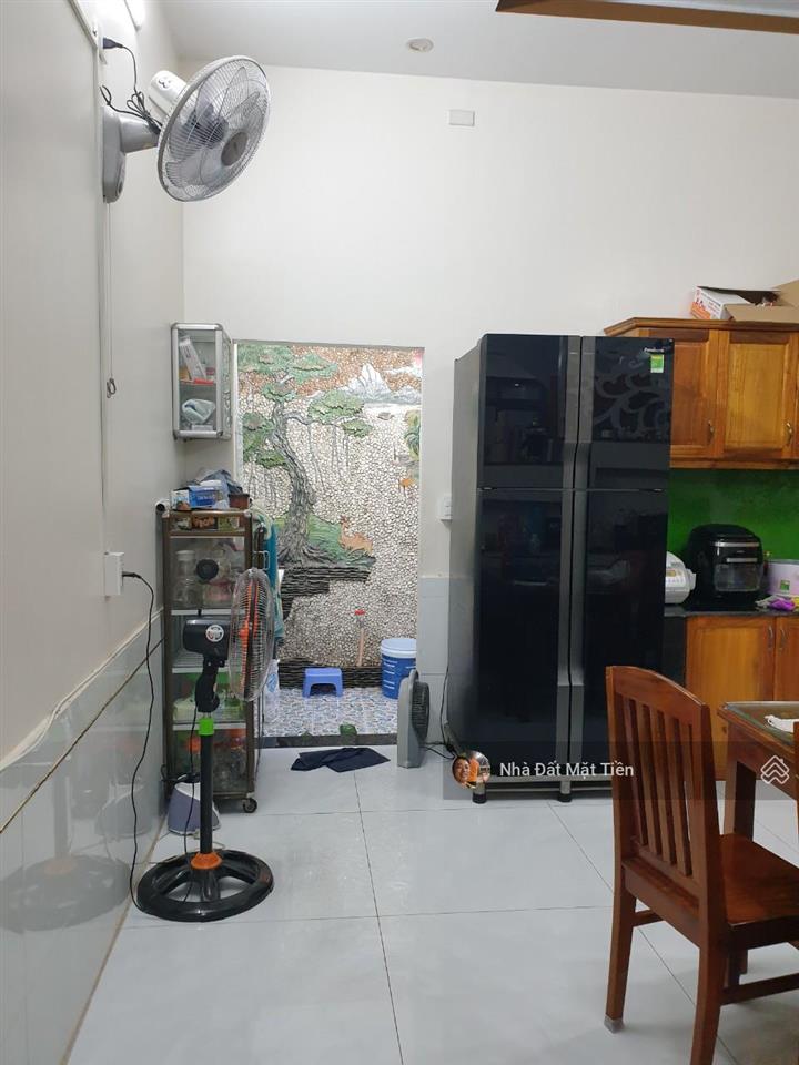 Nhà bán dt 5m*35m, 2 lầu, mặt tiền xtt6 (lê thị mai) gần công viên sinh thái hóc môn