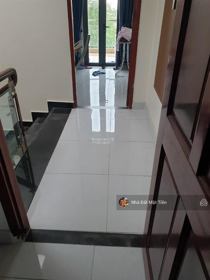 Nhà bán dt 5m*35m, 2 lầu, mặt tiền xtt6 (lê thị mai) gần công viên sinh thái hóc môn