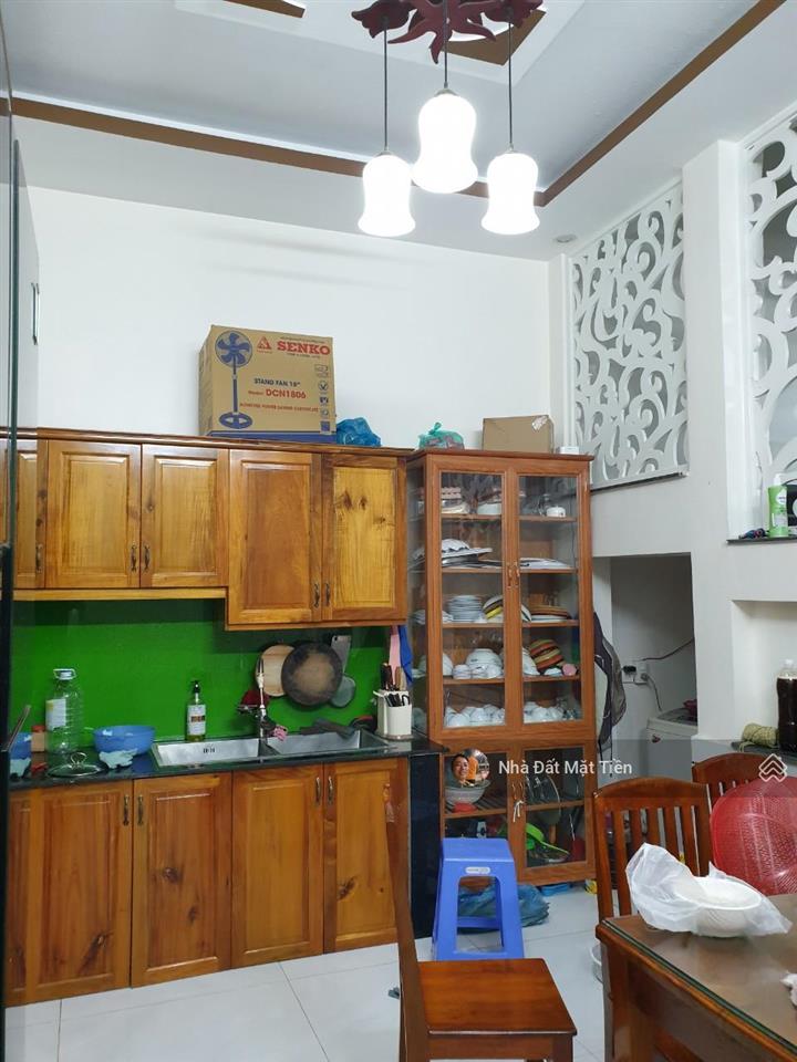 Nhà bán dt 5m*35m, 2 lầu, mặt tiền xtt6 (lê thị mai) gần công viên sinh thái hóc môn