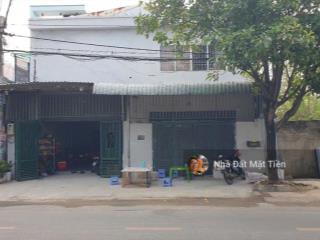 Nhà xưởng mặt tiền xtt 23  hóc môn diện tích 10m x 40m (thổ cư 385m2)