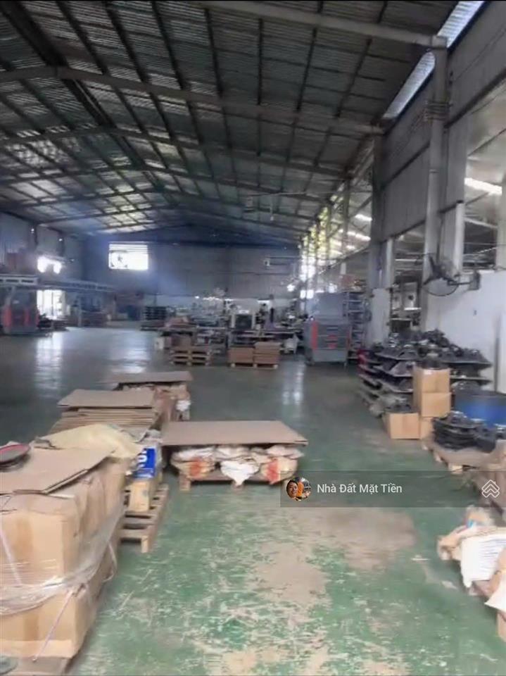 Hot bán gấp nhà xưởng dt 1900m2 (35x55) xã đức hòa thượng, đức hòa, long an