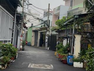 Bán nhà chính chủ ở lâu năm ngay khu dân cư cán bộ, đường nhựa xe hơi tới nhà, an ninh