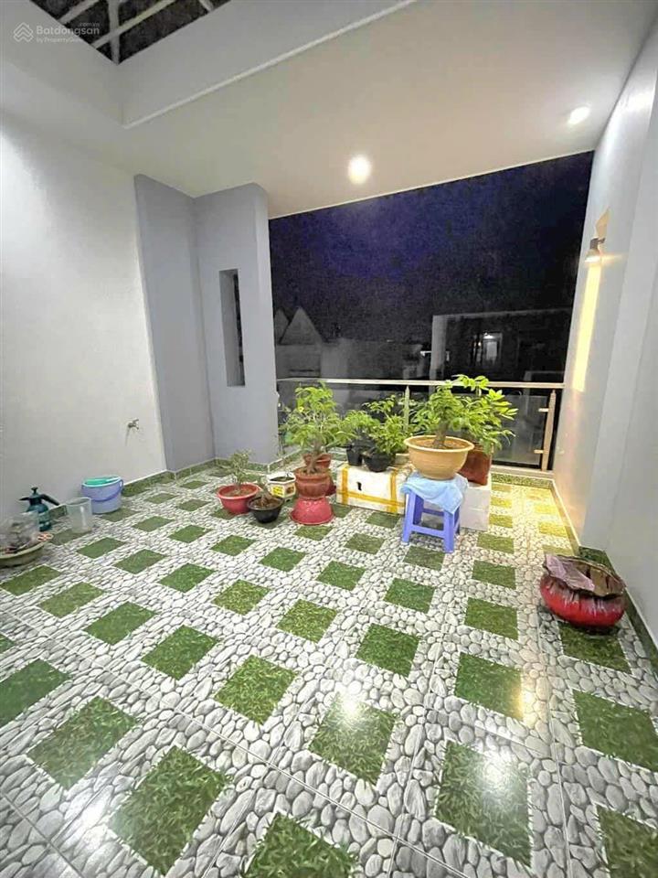 Nhỉnh 7 tỷ  nhà đẹp 4 tầng  80m2  4x20  xe hơi vào nhà  đường số 29  bình tân, aeon tên lửa