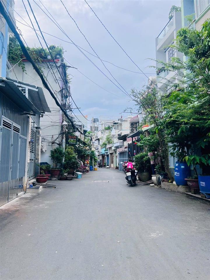 Chỉ 5.5 tỷ  nhà mới 4 tầng  72m2  4x18 hẻm 7m  ngay vòng xoay an lạc, gần khu tên lửa, aeon bt