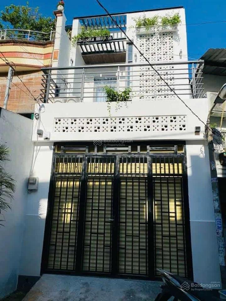 Nhỉnh 5 tỷ  nhà 2 tầng, 3 pn  hẻm 8m  ngay tô hiệu, hoà bình  giáp tân phú, ở và kinh doanh