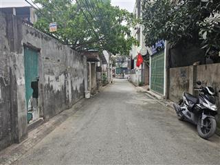 Cc bán đất giang biên hai oto tránh ngõ thông 62m2 10 tỷ ctl