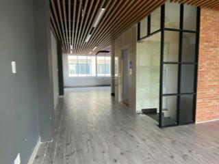 Cho thuê shophouse 500m2 tại dự án saritown sala, giá 120 triệu, hoàn thiện nội thất, đang trống