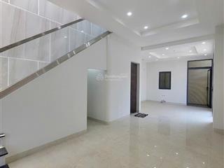 Vị trí vàng trung tâm.bán nhà mặt tiền mã lò 2 tầng có kết cấu.phù hợp mở trung tâm anh ngữ,văn pho