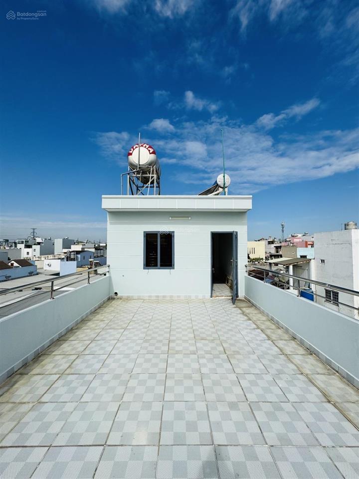 Chính chủ gửi bán nhà mặt tiền miếu bình đông 90m2. 4 tầng 5pn. nhà còn mới cứng cáp. phù hợp ở kd