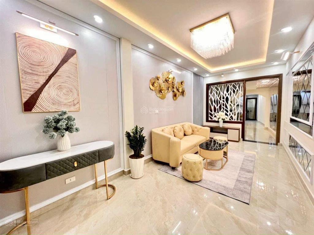 Lạc trung  52m²  ô tô đỗ cửa  đẹp như khách sạn  chỉ 10.8 tỷ