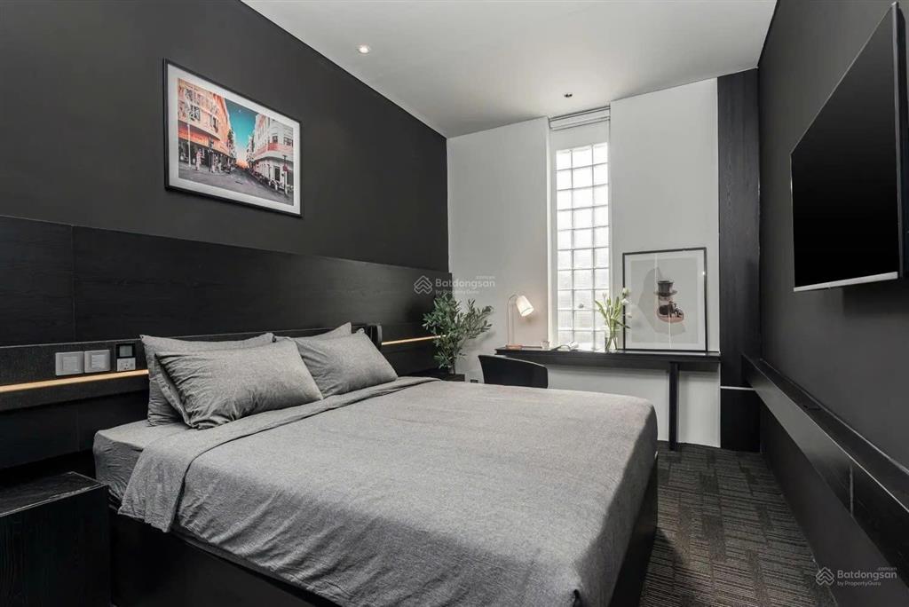 Bán khách sạn 10 tầng đường hàm nghi khu vip ngay phố nguyễn huệ 20 phòng tn 350tr/th chỉ 55 tỷ