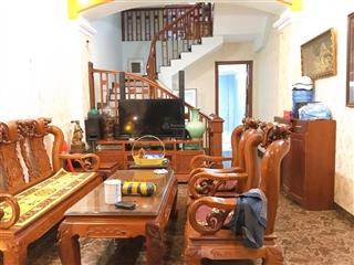Cho thuê nhà riêng ngõ 29 dịch vọng 55m2, 4 tầng, 4pn, 12.5 triệu