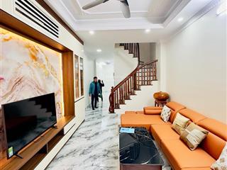 Cho thuê nhà riêng phố chùa láng  đống đa dt 50m x 4 tầng 4pn full đồ giá 13 triệu