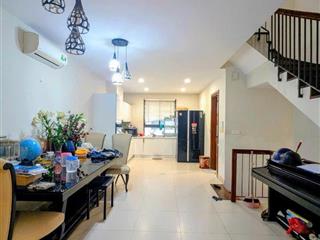 Cho thuê nhà phân lô xuân phương nam từ liêm 60m 5 tầng 5pn đường 10m giá 14 triệu