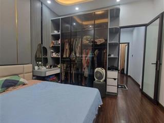 Cho thuê nhà riêng phường phúc diễn 5 tầng, 4pn, 11 triệu/tháng