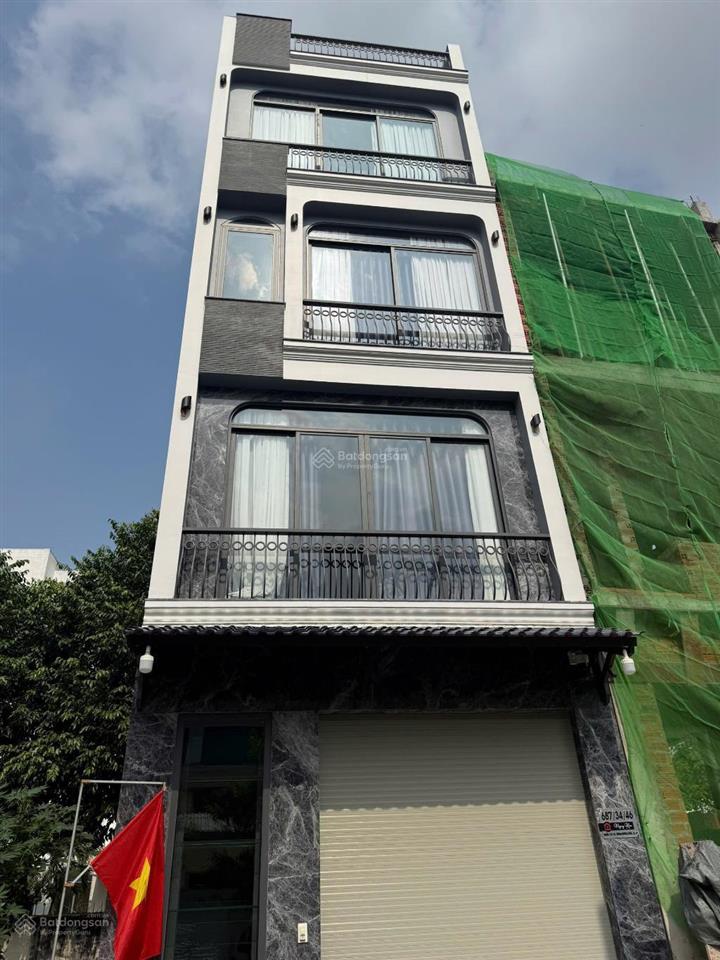 Bán nhà 4 tầng,hẻm xe hơi thông, dt 4,5x11m,quốc lộ 1a, bình hưng hòa, quận bình tân.
