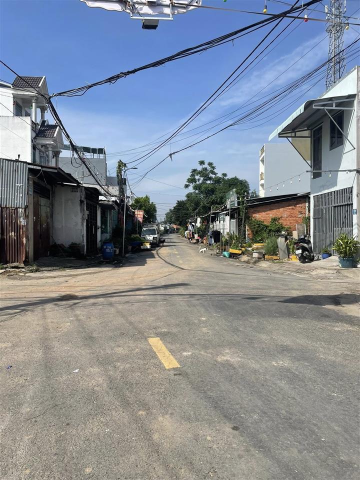 Bán đất mặt tiền đường 5x18m giá 5 tỷ Đường Đông Thạnh 7-3