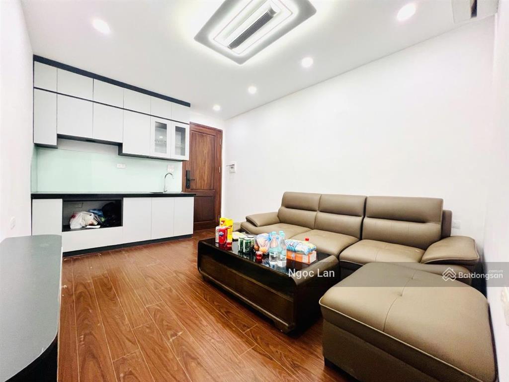 Gấp! bán nhà 4 tỷ mặt phố cổ hàng mã 70 m2 full, 2 thoáng 2 ngủ (tầng 2 + 3 + 4) sổ đỏ hoàn kiếm