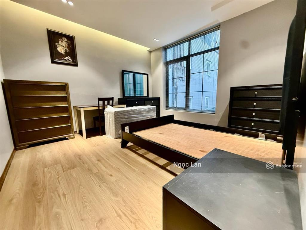 Bán nhà đẹp phố cổ hàng mã 70 m2 full, 2 thoáng 2 ngủ riêng kk (tầng 2 + 3 + 4) sổ đỏ hoàn kiếm