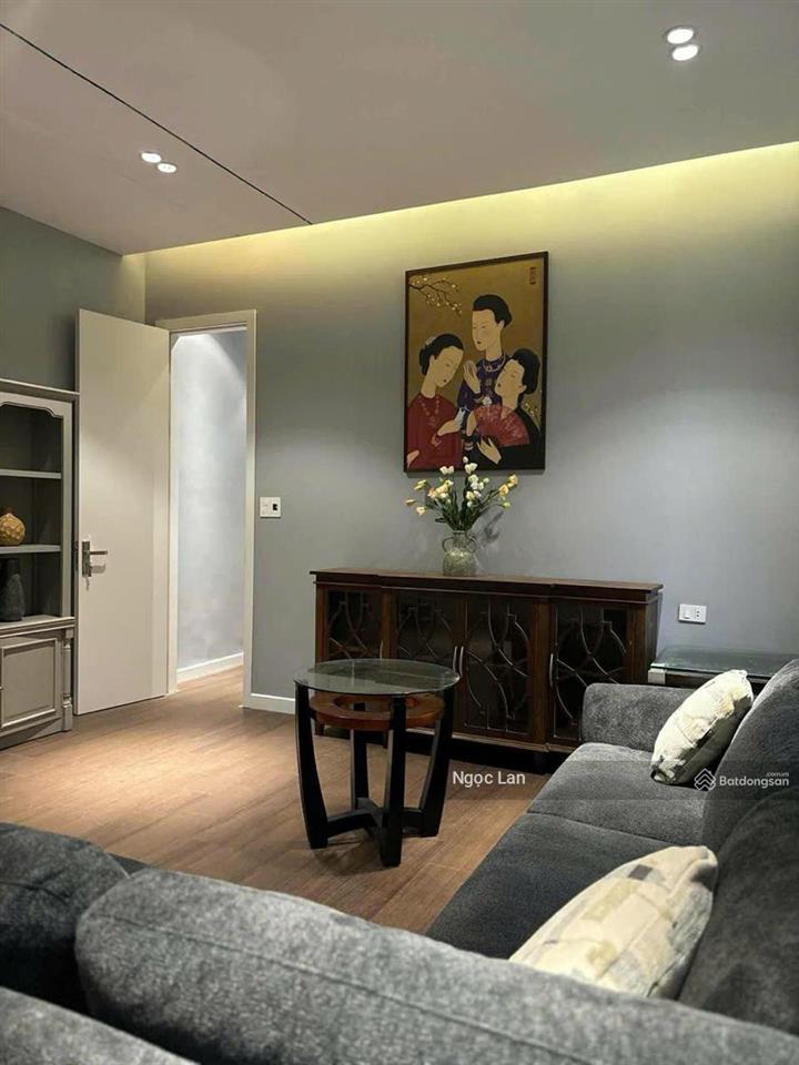 Bán nhà đẹp phố cổ hàng mã 70 m2 full, 2 thoáng 2 ngủ riêng kk (tầng 2 + 3 + 4) sổ đỏ hoàn kiếm