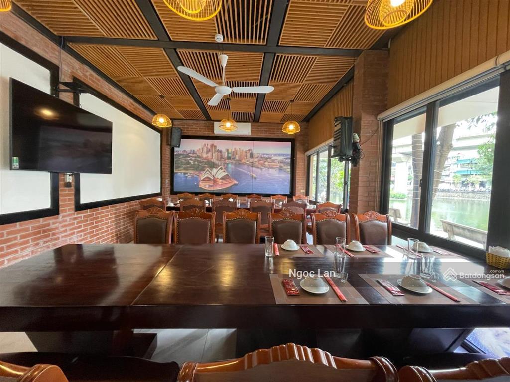 Hào nam đỉnh cao 120m2 sổ đỏ phân lô, view hồ triệu đô 2 mặt tiền nói ko với qh dòng tiền 300 tr