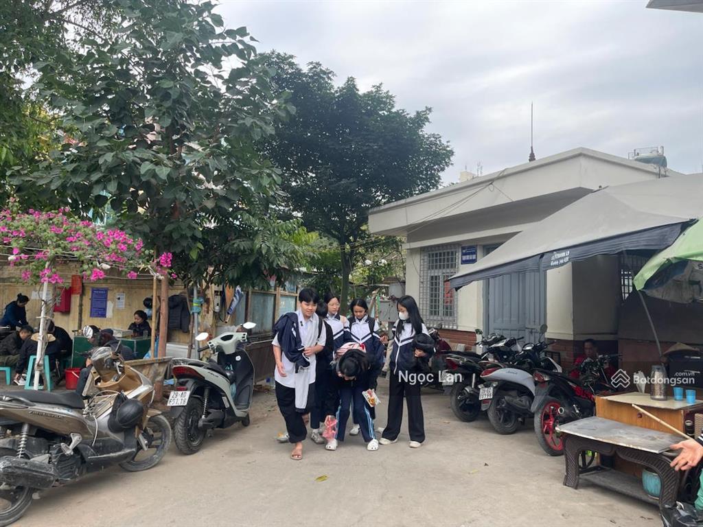 Hào nam đỉnh cao 120m2 sổ đỏ phân lô, view hồ triệu đô 2 mặt tiền nói ko với qh dòng tiền 300 tr