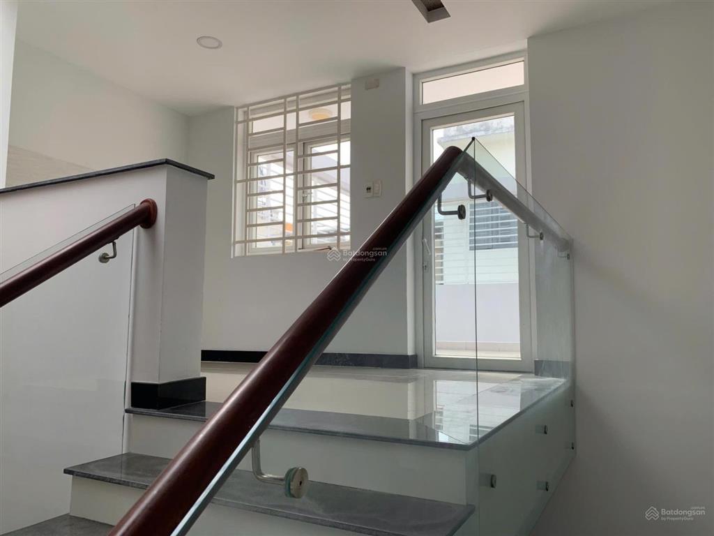 Bán nhà 5 tầng đường số phạm hùng gần aeon mall phường 4 quận 8 giá 8.8 tỷ