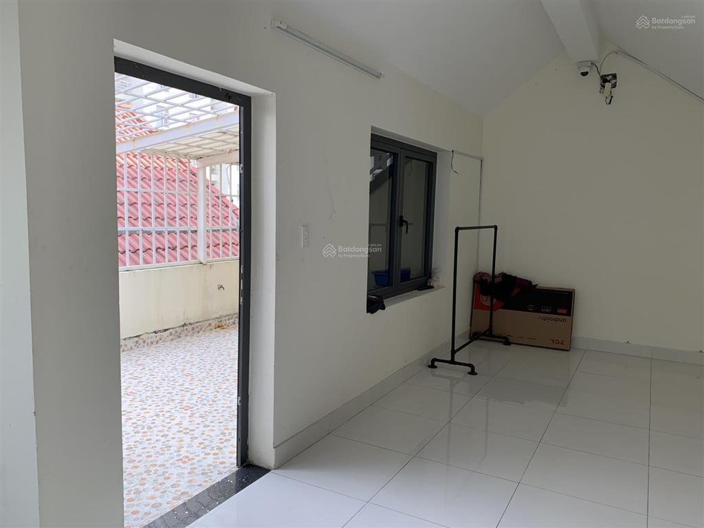 Cho thuê biệt thự liền kề đường 11 him lam giá 38 triệu không nội thất