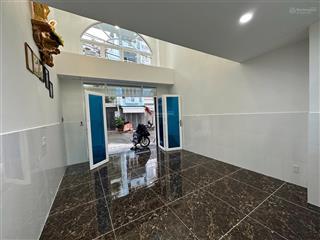 Cho thuê mặt bằng làm văn phòng hoặc quầy bán tầng trệt mặt tiền đường