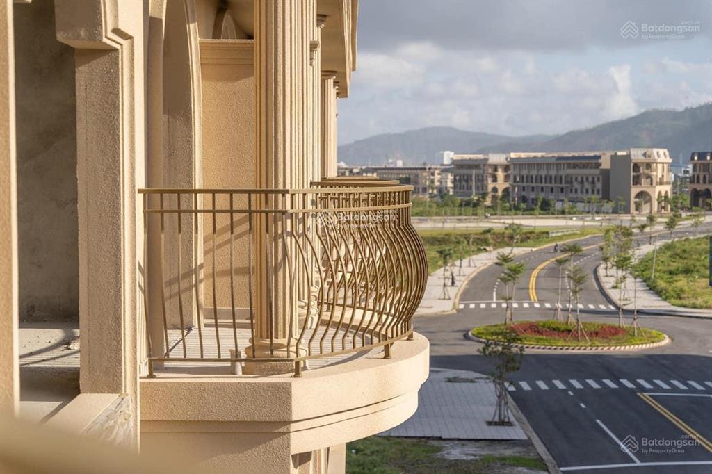 Quỹ ngoại giao ký trực tiếp cđt giá chỉ 5x/m2 sở hữu ngay nhà phố xây sẵn