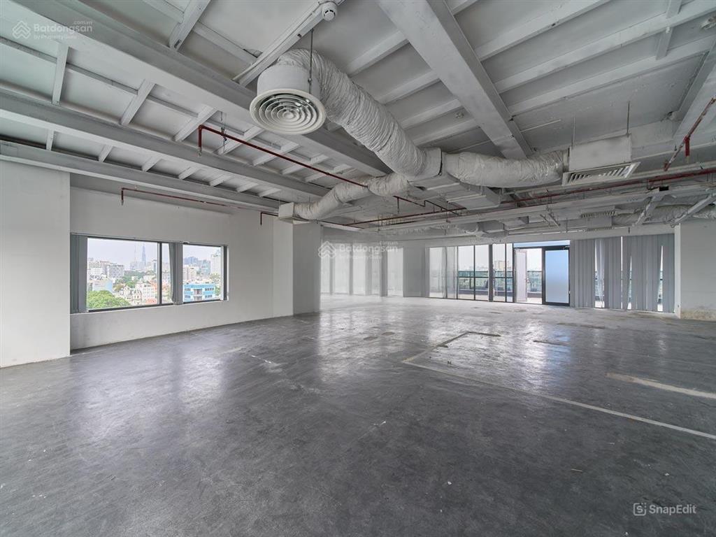 Tòa nhà góc 3mt huỳnh tấn phát  20x30m  hầm 8 tầng tl(3000m2 sàn)  dt 1 tỷ/tháng  giá 81 tỷ