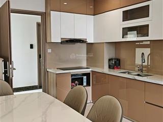 Chính chủ bán gấp căn hộ vinhomes grand park q9, căn góc dt 69m2 tặng full nội thất chỉ 2tỷ7 btp
