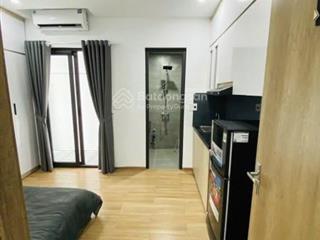 Dòng tiền 100tr/tháng  cần bán nhà 6 tầng hxh bình thạnh  ngang 10m, cách mt đường lớn chỉ 20m